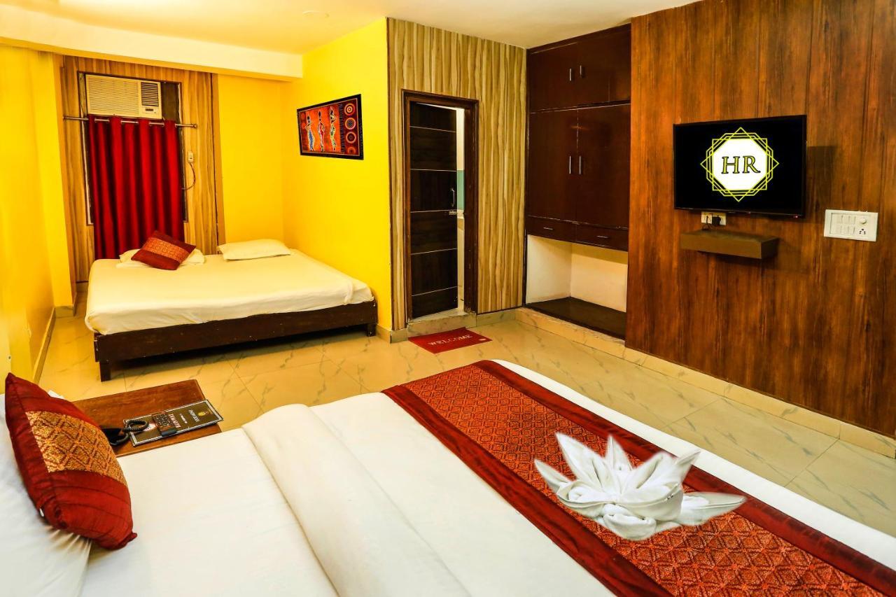Airport Hotel Runway Nova Deli Exterior foto